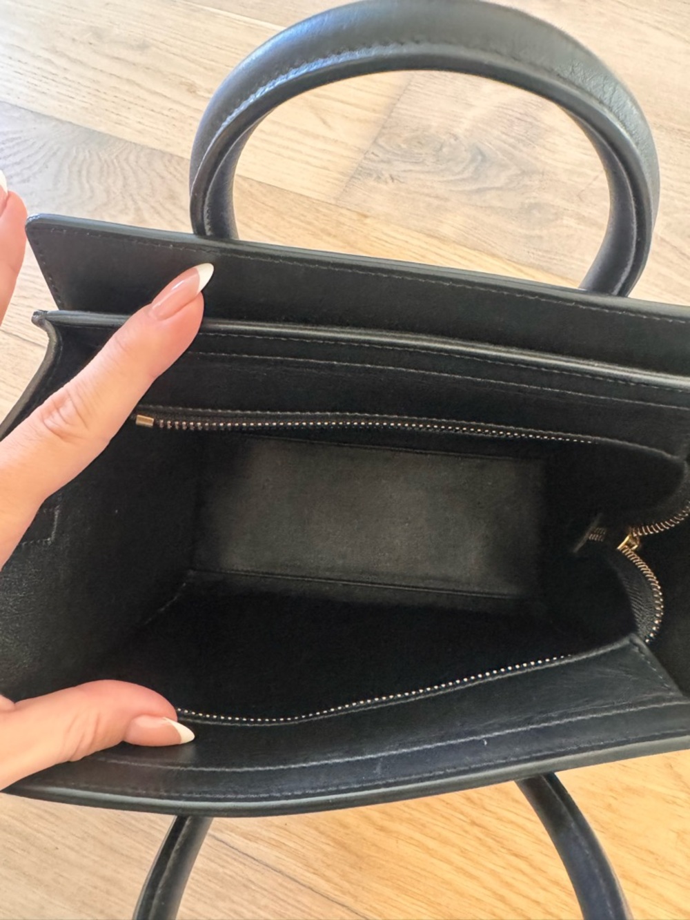 Celine Leather Micro - Picture 6 of 10